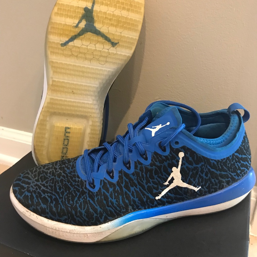Jordan men’s trainer shoes 10.5